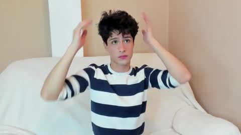 Snapshot of xam_collen chatting on 01.18.26 xam_collen online show from 01.18.26