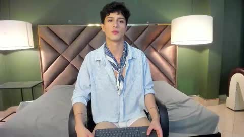 Snapshot of xam_collen chatting on 03.04.26 xam_collen online show from 03.04.26