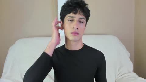 Snapshot of xam_collen chatting on 03.26.26 xam_collen online show from 03.26.26