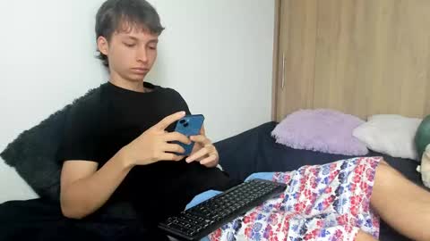 Snapshot of xamyu chatting on 12.07.24 Xam online show from 12.07.24