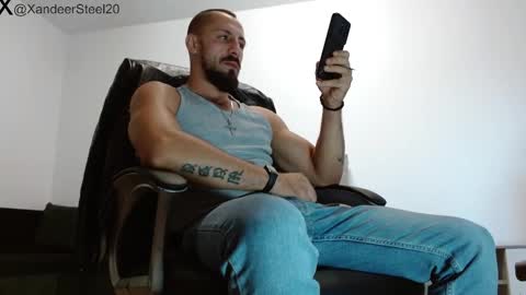 Snapshot of xandeer_steel chatting on 09.20.25 Master Xandeer online show from 09.20.25
