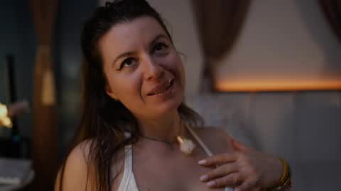 XandraK online show from 04.02.26