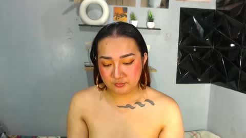 Nira   NOT INTO CHEAP GUYS  online show from 07.11.26