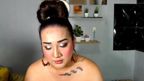 Nira   NOT INTO CHEAP GUYS  online show from 07.19.26