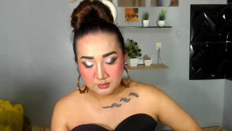 Nira   NOT INTO CHEAP GUYS  online show from 07.20.26