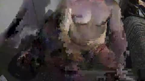 Snapshot of xatofe2000 chatting on 02.17.26 xatofe2000 online show from 02.17.26