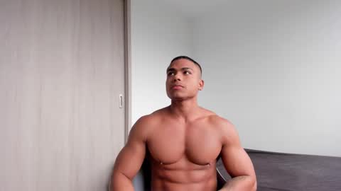 Snapshot of xavier_colleman chatting on 02.09.25 Xavier online show from 02.09.25