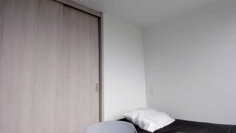 Snapshot of xavier_colleman chatting on 02.14.25 Xavier online show from 02.14.25