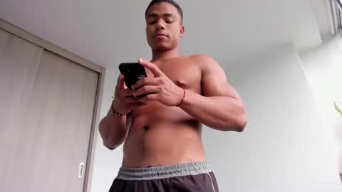 Snapshot of xavier_colleman chatting on 03.06.25 Xavier online show from 03.06.25