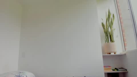 Snapshot of xavier_colleman chatting on 09.22.25 Xavier online show from 09.22.25