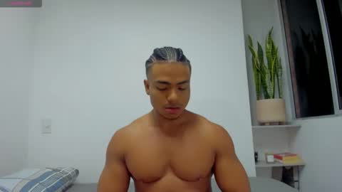 Snapshot of xavier_colleman chatting on 10.12.25 Xavier online show from 10.12.25