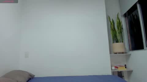 Snapshot of xavier_colleman chatting on 10.19.25 Xavier online show from 10.19.25