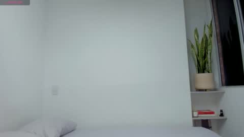 Snapshot of xavier_colleman chatting on 10.30.25 Xavier online show from 10.30.25