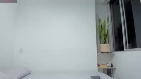 Snapshot of xavier_colleman chatting on 11.16.25 Xavier online show from 11.16.25