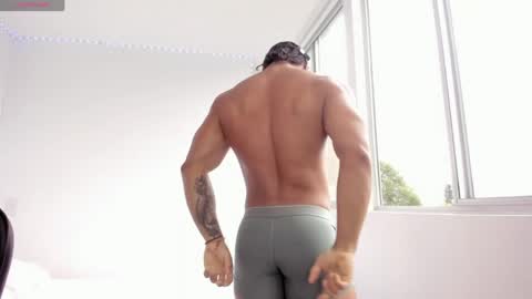 Snapshot of xavier_colleman chatting on 05.17.26 Xavier online show from 05.17.26