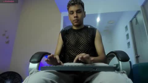 xavier fox   online show from 03.12.26