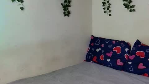 XAYAH online show from 11.05.25