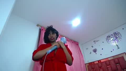 Snapshot of xayunrin chatting on 02.03.25 xayu online show from 02.03.25