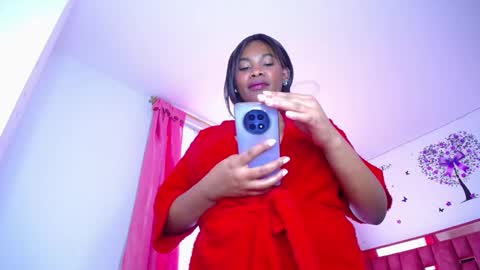 Snapshot of xayunrin chatting on 02.23.25 xayu online show from 02.23.25