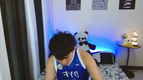 Charlie online show from 06.25.26