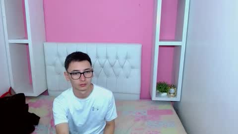 xcoupleplayxx online show from 04.26.26