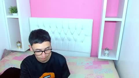 xcoupleplayxx online show from 05.02.26