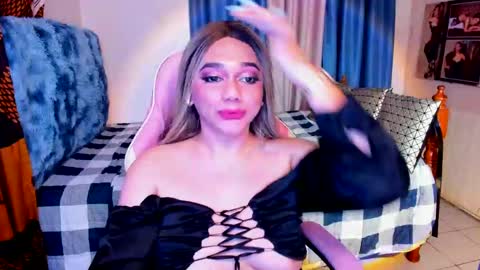 Snapshot of xdirtymistressx chatting on 12.08.24 XDirtymistressX online show from 12.08.24