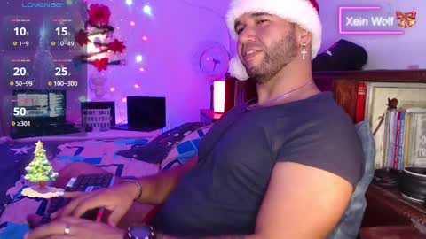 Xein Independent Model online show from 12.16.24