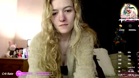 Snapshot of xelliee_rosex chatting on 12.30.24 EllieeRose online show from 12.30.24