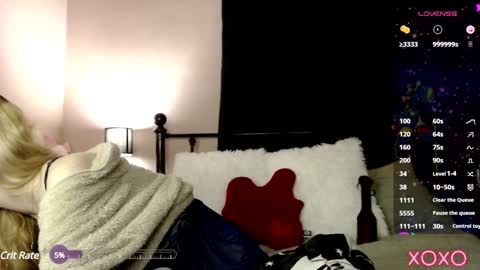 Snapshot of xelliee_rosex chatting on 01.25.25 EllieeRose online show from 01.25.25