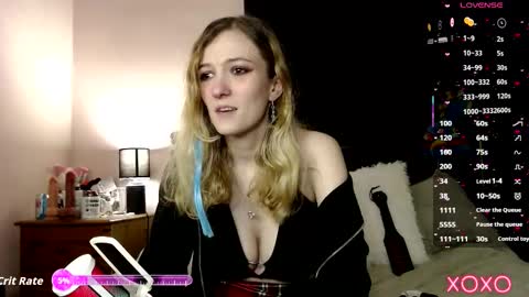 Snapshot of xelliee_rosex chatting on 09.30.25 EllieeRose online show from 09.30.25