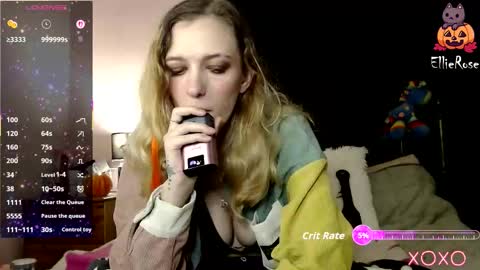 Snapshot of xelliee_rosex chatting on 11.09.25 EllieeRose online show from 11.09.25