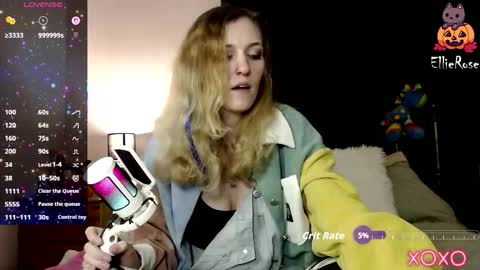 Snapshot of xelliee_rosex chatting on 11.16.25 EllieeRose online show from 11.16.25