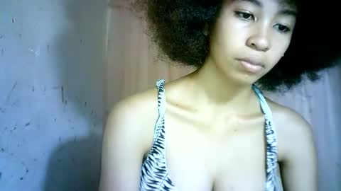 xenna610827 online show from 03.04.25