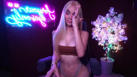 Anne online show from 06.04.26