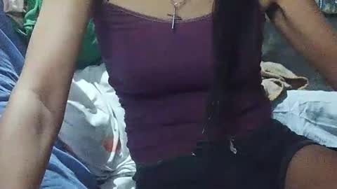 Snapshot of xhotskinny69x chatting on 02.25.25 xhotskinny69x online show from 02.25.25