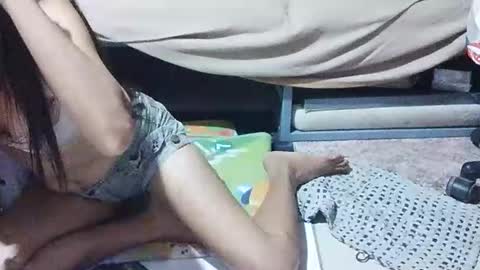 Snapshot of xhotskinny69x chatting on 09.18.25 xhotskinny69x online show from 09.18.25