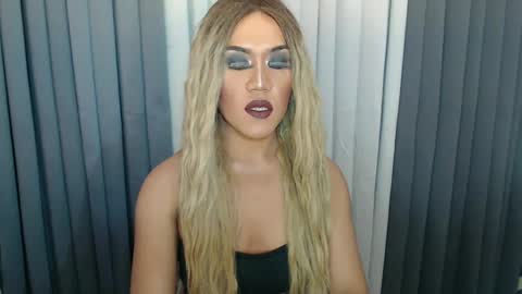 GWEN THOMPSON .......   online show from 12.15.24