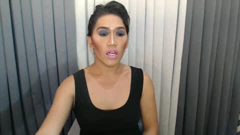 GWEN THOMPSON .......   online show from 12.25.24