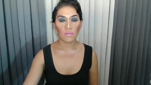 GWEN THOMPSON .......   online show from 12.29.24