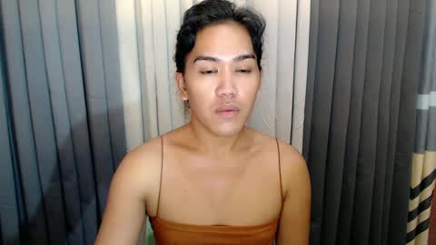 GWEN THOMPSON .......   online show from 01.26.25