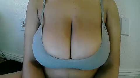 Snapshot of xiaoxiao2468 chatting on 01.13.26 XiaoXiao online show from 01.13.26