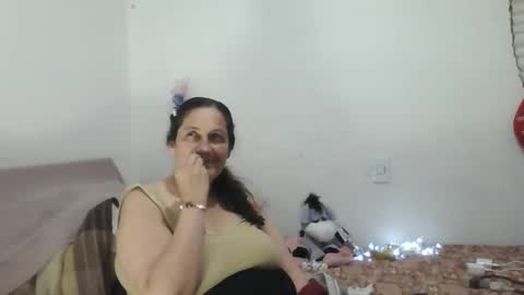 Snapshot of xime5144838 chatting on 09.18.25 Ximena online show from 09.18.25