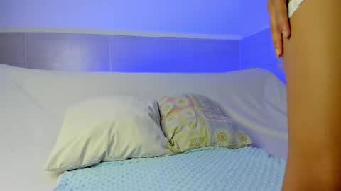 XIMENA  1 online show from 03.08.25