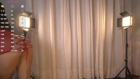 Snapshot of ximena_cortez3 chatting on 02.27.25 Ximena cortez online show from 02.27.25