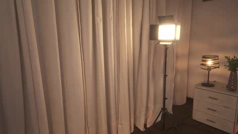 Snapshot of ximena_cortez3 chatting on 11.13.25 Ximena cortez online show from 11.13.25