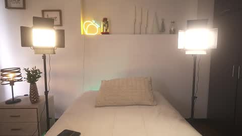 Snapshot of ximena_cortez3 chatting on 11.16.25 Ximena cortez online show from 11.16.25