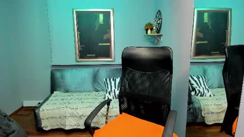 Snapshot of ximena_grant chatting on 07.28.26 Ximena online show from 07.28.26