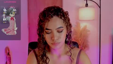 camila online show from 02.11.25