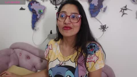 Snapshot of ximenaa_suarez chatting on 12.18.24 ximena suarez online show from 12.18.24